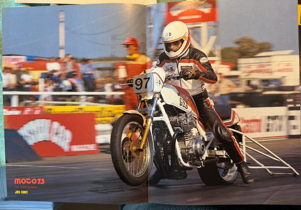 Poster Jos Smit op Suzuki GSX1100 dragracer, Verzenden, Zo goed als nieuw, Motoren
