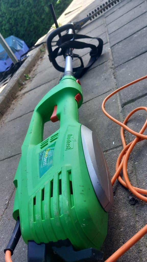 Heggenschaar op steel, Ophalen, Gebruikt, Elektrisch, Florabest
