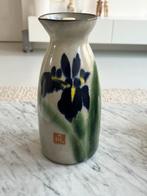 Kiyomizu-yaki, a traditional type of Kyoto pottery. thermose, Antiek en Kunst, Ophalen of Verzenden