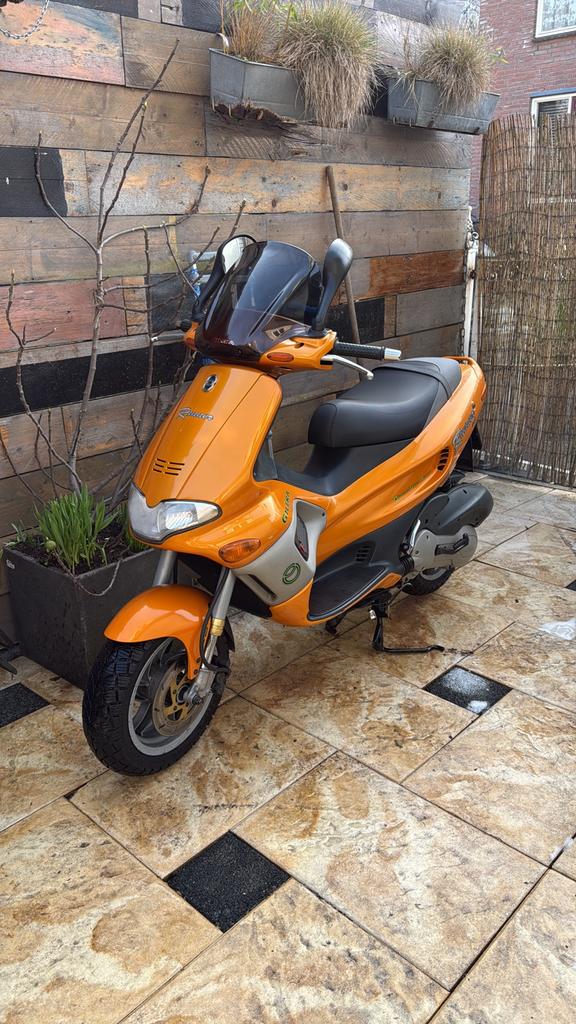 Gilera Runner 125 FX, Fietsen en Brommers, Scooters | Piaggio, Ophalen, Tweetakt, Gebruikt, Overige modellen
