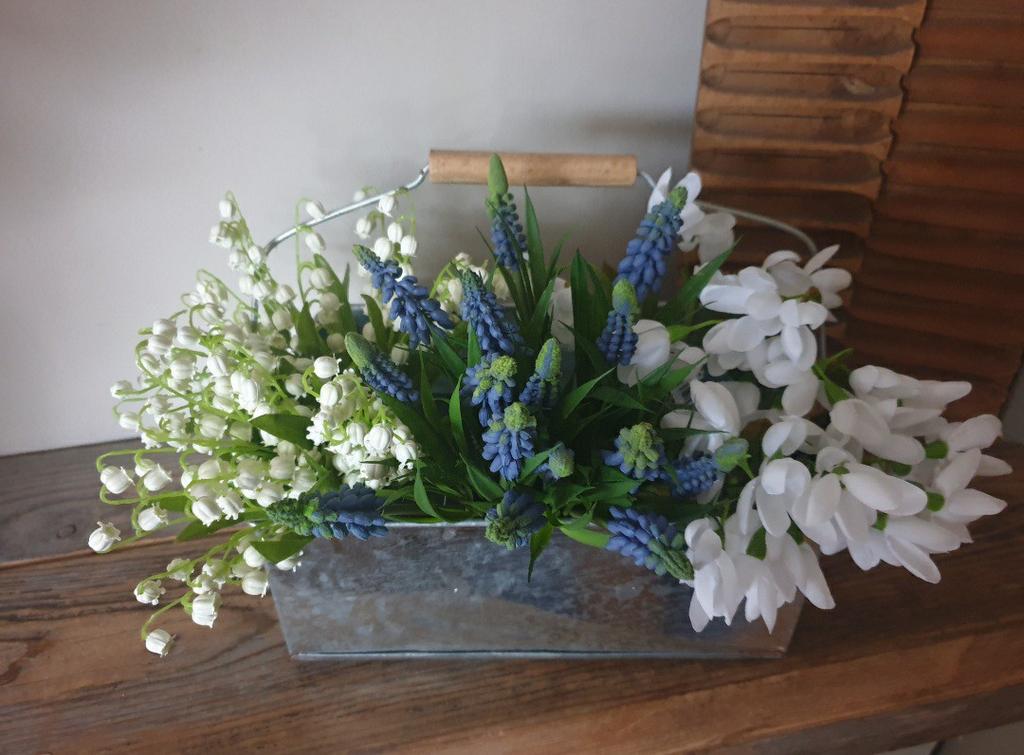 Muscari kunst blauwe druifjes, Huis en Inrichting, Woonaccessoires | Kunstplanten en Kunstbloemen, Kunstbloem, Nieuw, Ophalen of Verzenden