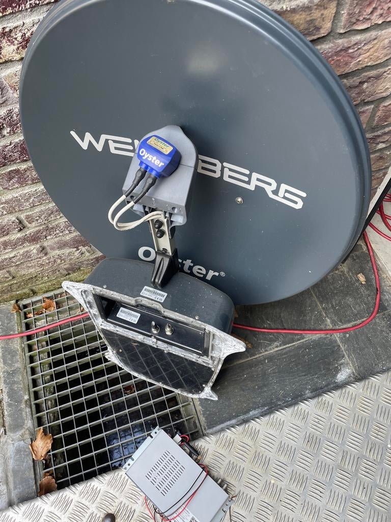 Satelliet scholtel Oyster/Weinsberg bijna nieuw, Audio, Tv en Foto, Schotelantennes, Ophalen of Verzenden, Zo goed als nieuw, Overige merken
