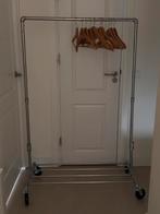 Robuust kledingrek op wielen - 156x98x53 cm, Ophalen, Met wielen, Gebruikt