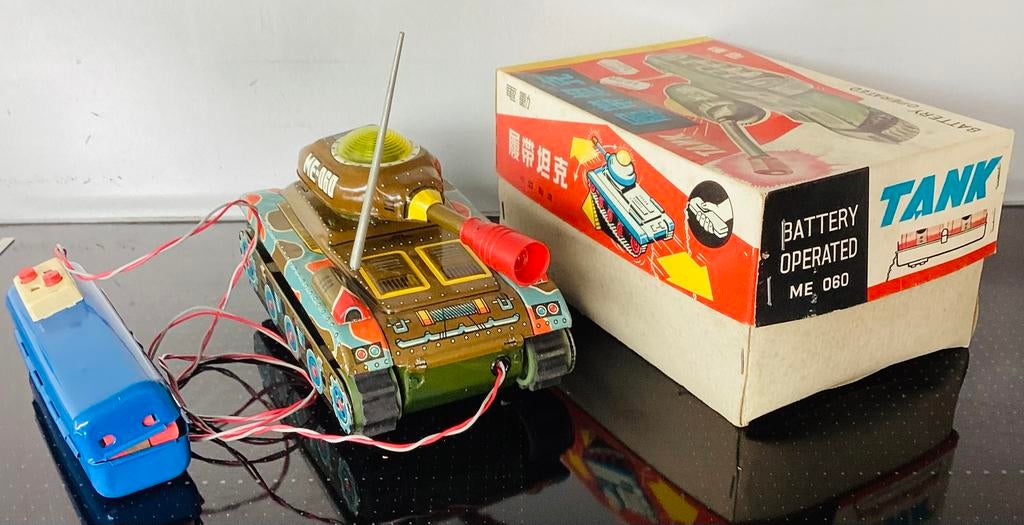 Zeldzame Blikken 1960 Battery Operated Tank ME060,China,OVP, Antiek en Kunst, Antiek | Speelgoed, Ophalen