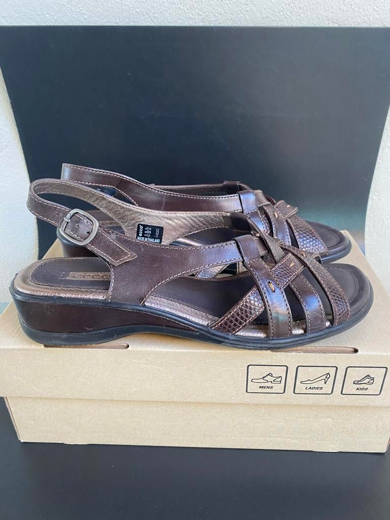Ecco sandalen maat 40, Kleding | Dames, Schoenen, Ophalen of Verzenden, Gedragen, Bruin, Sandalen of Muiltjes
