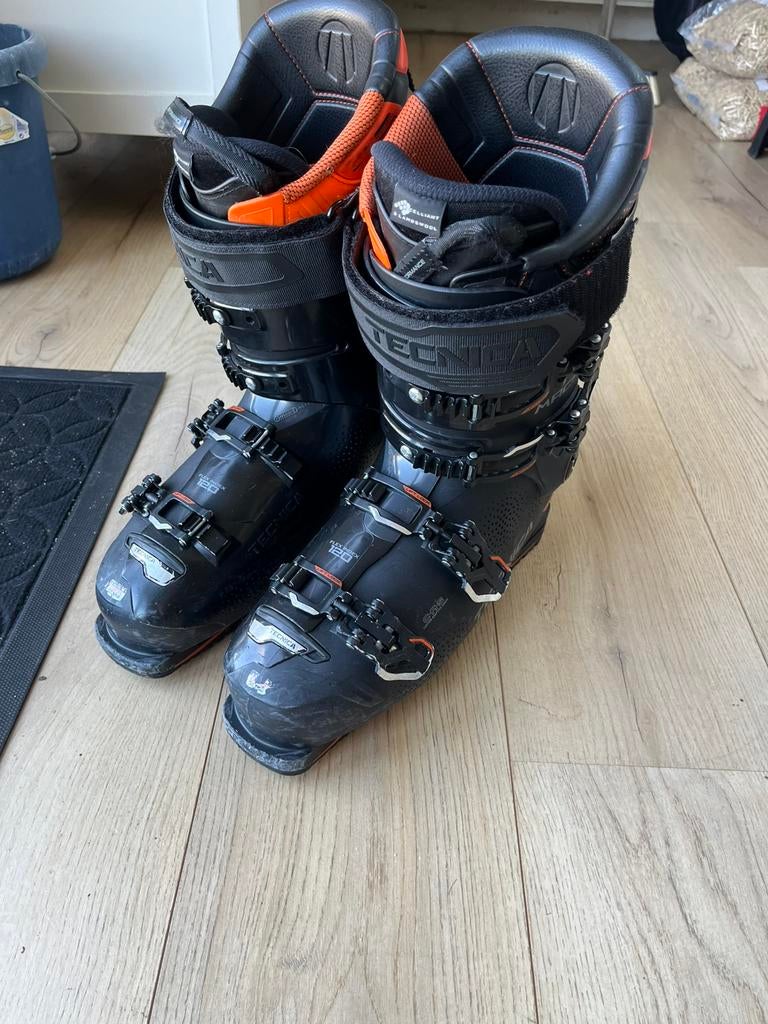 Technica Mach 1 skischoen flex 120, Sport en Fitness, Skiën en Langlaufen, Overige merken, Gebruikt, 100 tot 140 cm, Schoenen