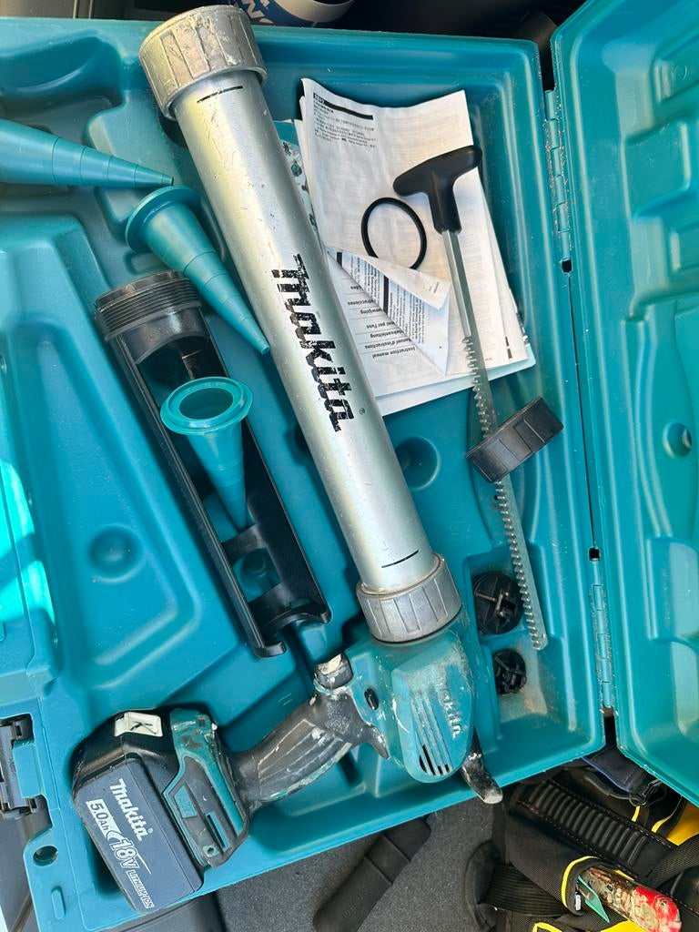 Makita 18V kitspuit, Ophalen, Gebruikt