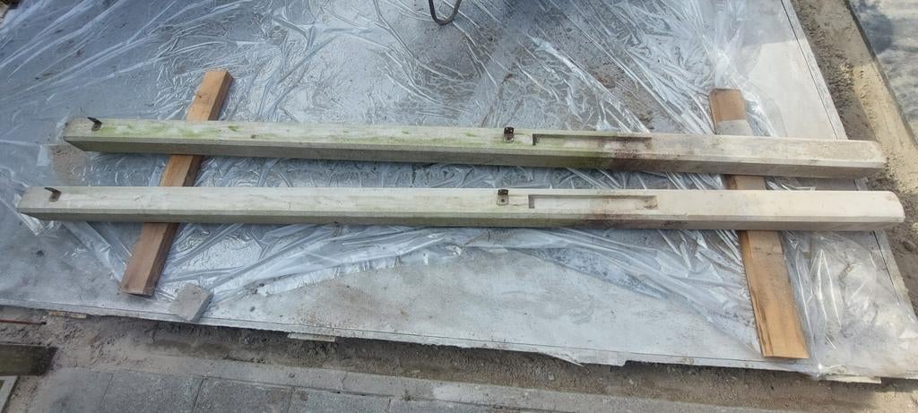 Schuttingpaal, Tuin en Terras, Schuttingen, Ophalen, Minder dan 3 meter