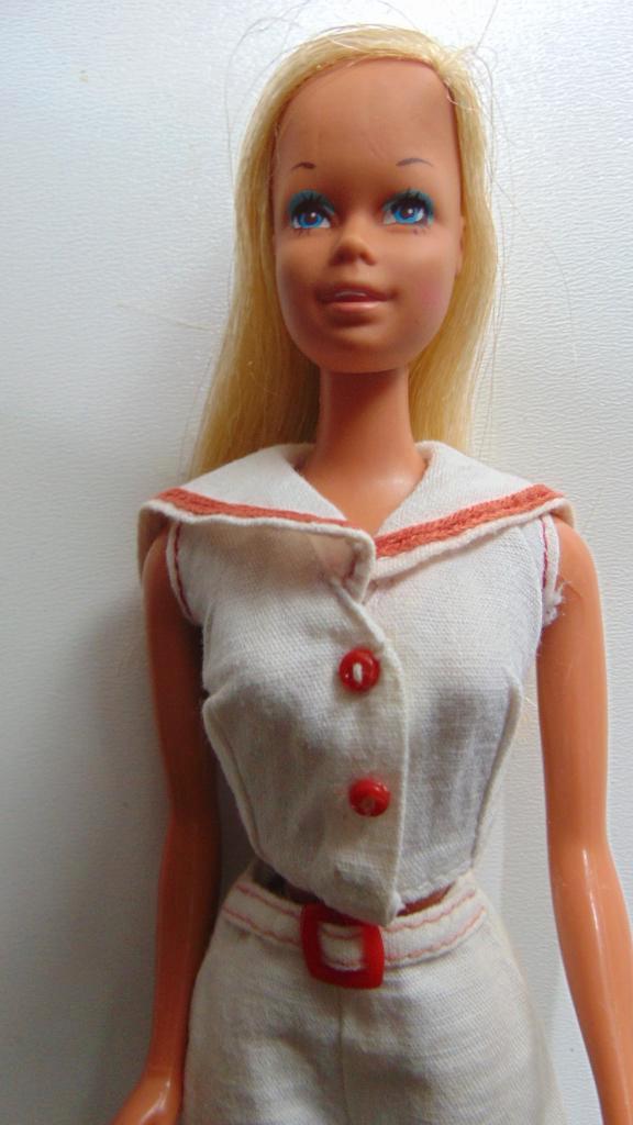 Barbie pop uit 1974 Newport Stacey face, Kinderen en Baby's, Speelgoed | Poppen, Gebruikt, Barbie, Ophalen of Verzenden