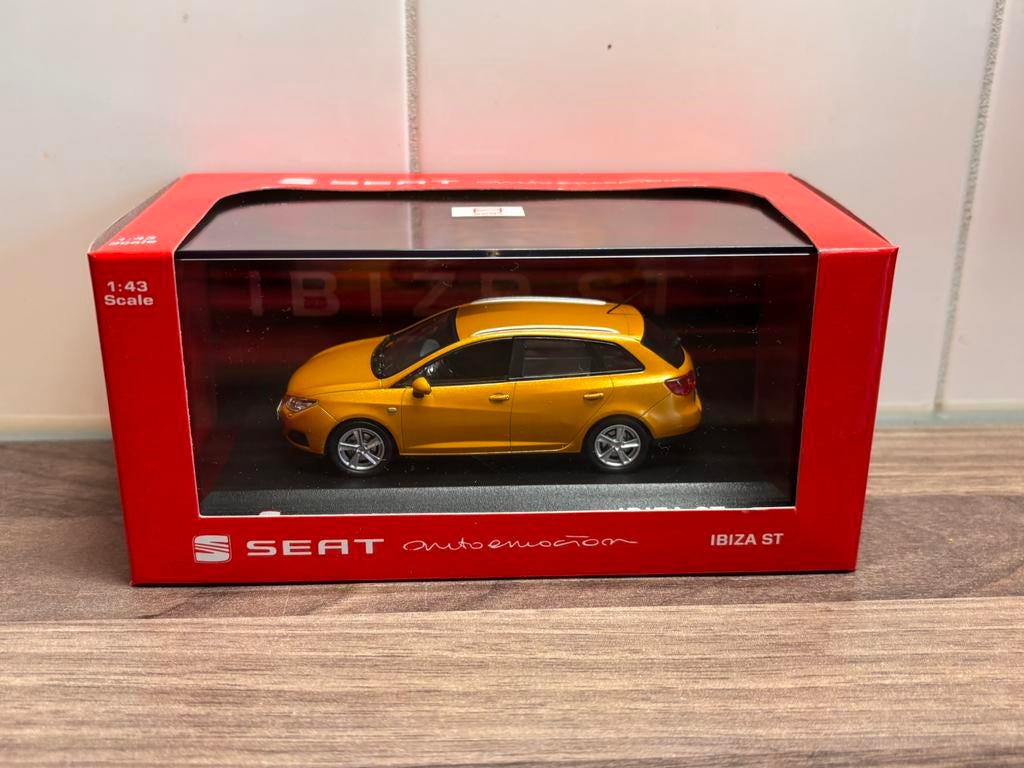 Seat Ibiza ST Orange Gold Fischer 1:43, Ophalen of Verzenden, Nieuw, Auto, Overige merken