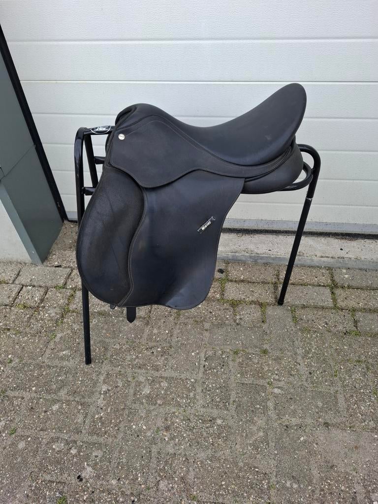 Wintec 500 vzh 16.5, Dieren en Toebehoren, Paarden en Pony's | Zadels, Ophalen of Verzenden, Zo goed als nieuw
