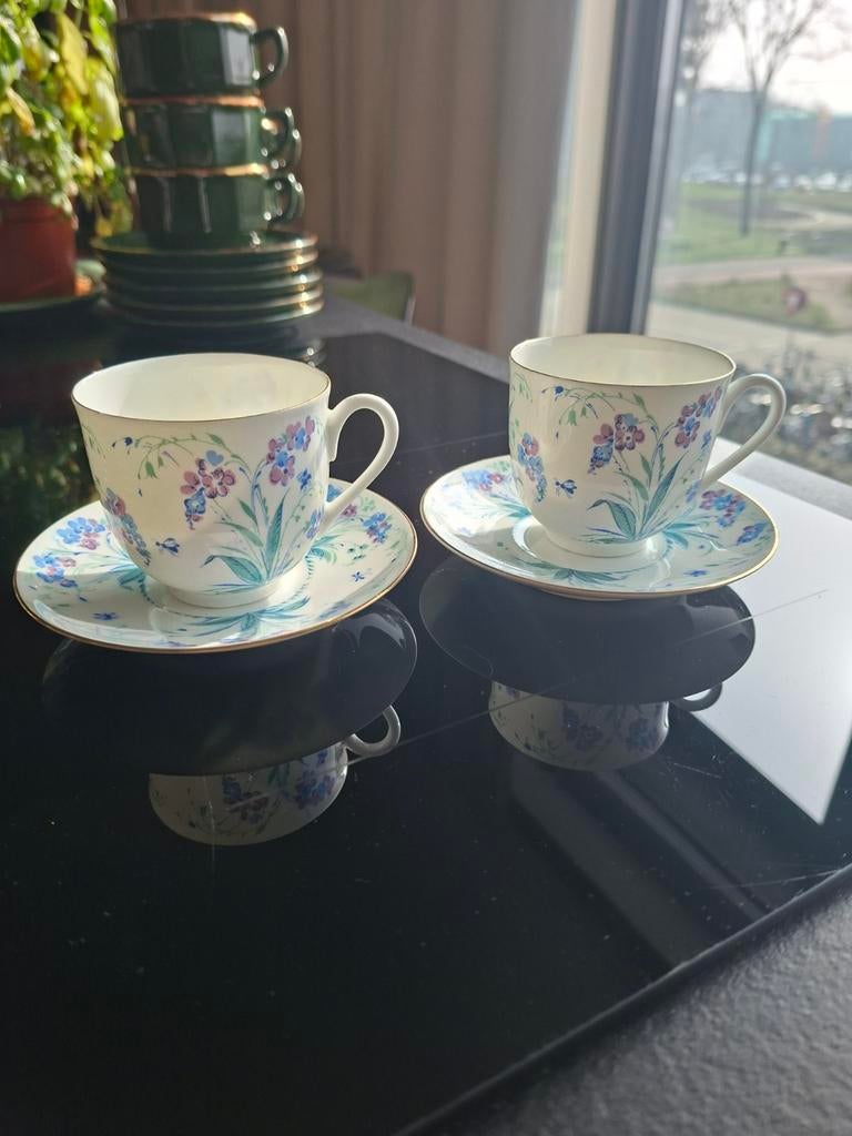 Twee Lomonosov porseleinen kop en schotels met bloemdecor, Ophalen of Verzenden