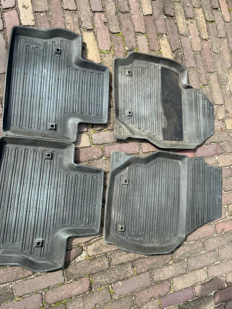 Rubber matten set Volvo V70, Ophalen of Verzenden, Gebruikt