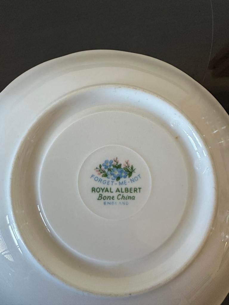 Royal Albert Forget-Me-Not Kop en Schotel - Bone China, Ophalen