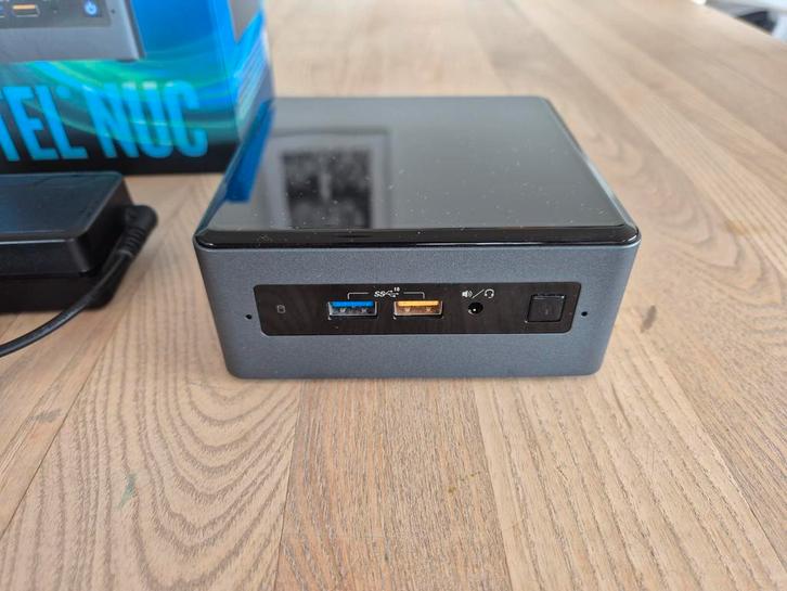 Intel NUC8 i5 incl. 16GB RAM & 250GB SSD, Computers en Software, Desktop Pc's, Zo goed als nieuw, 2 tot 3 Ghz, SSD, 16 GB, Met videokaart