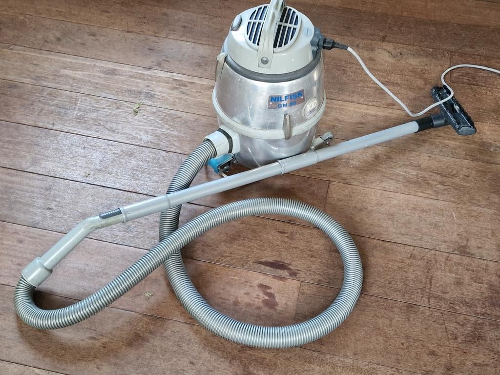 Nilfisk stofzuiger, Ophalen, Gebruikt