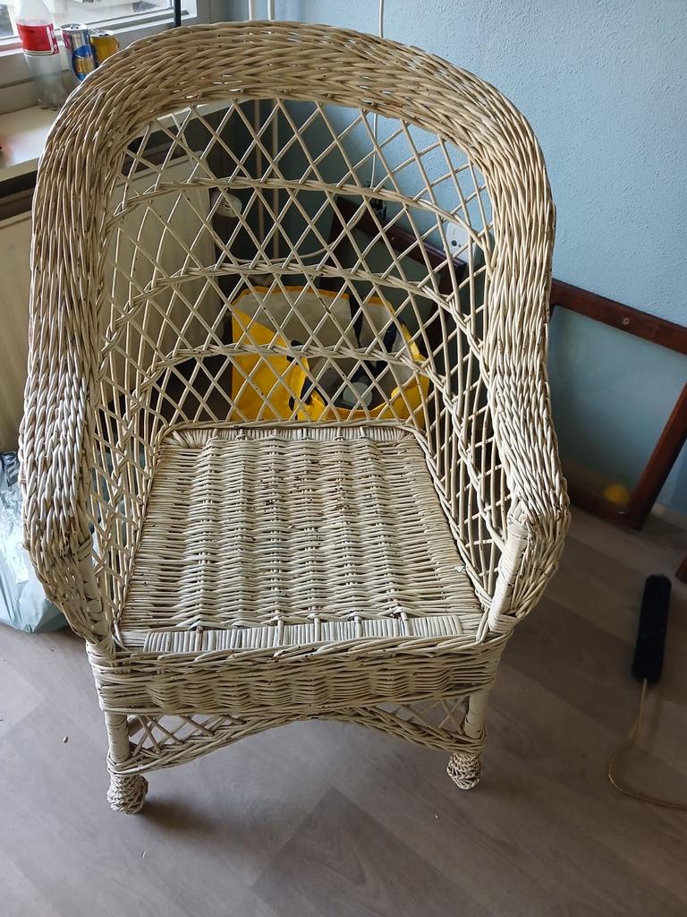 Comfortabele rieten stoel - Perfect voor binnen en buiten, Ophalen, Gebruikt, Overige kleuren, Riet of Rotan
