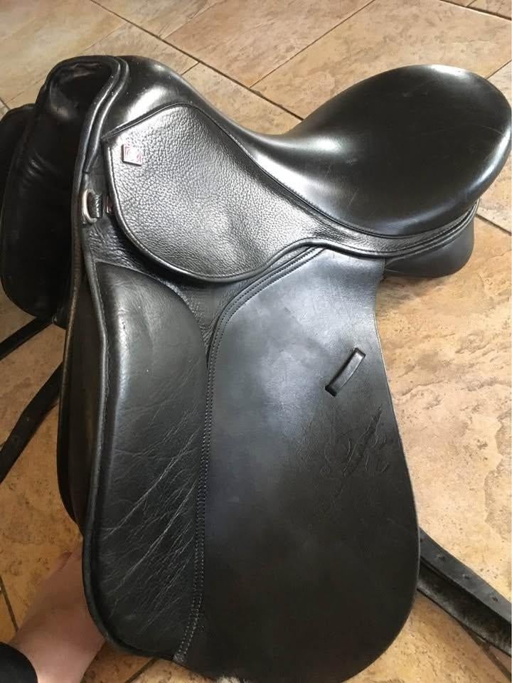 Rossner dressuurzadel met lange wrong, Ophalen of Verzenden, Zo goed als nieuw, Dressuur