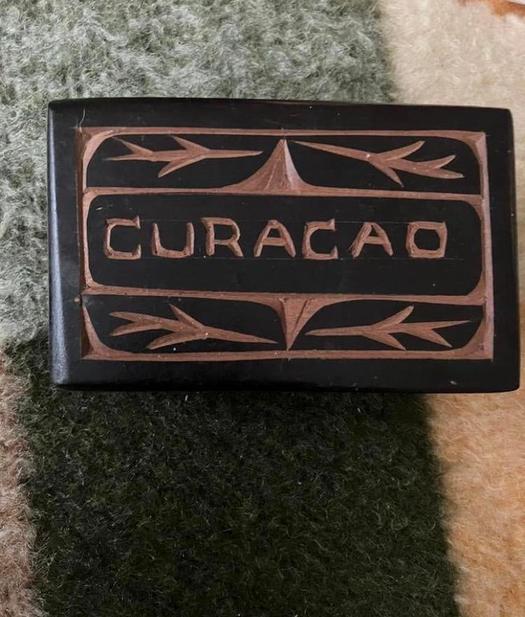 Houten doosje kistje bruin met houtsnijwerk curacao, Ophalen of Verzenden, Nieuw
