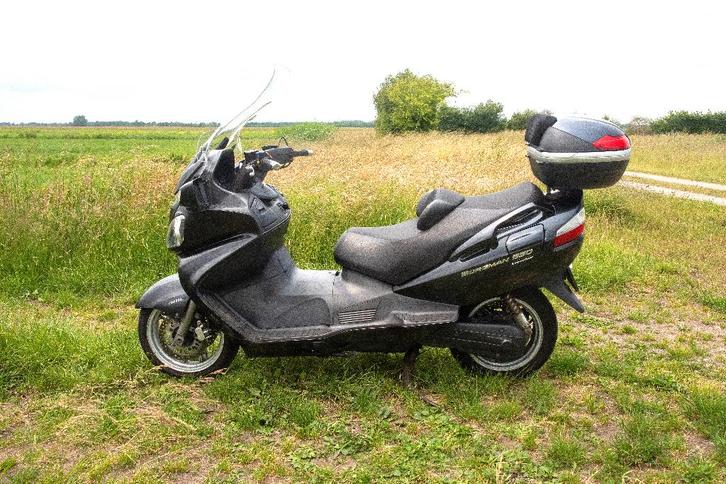Suzuki AN 650 Burgman ABS Executive 2007, gloednieuwe CVT, Motoren, Motoren | Suzuki, Particulier, Scooter, meer dan 35 kW, 2 cilinders