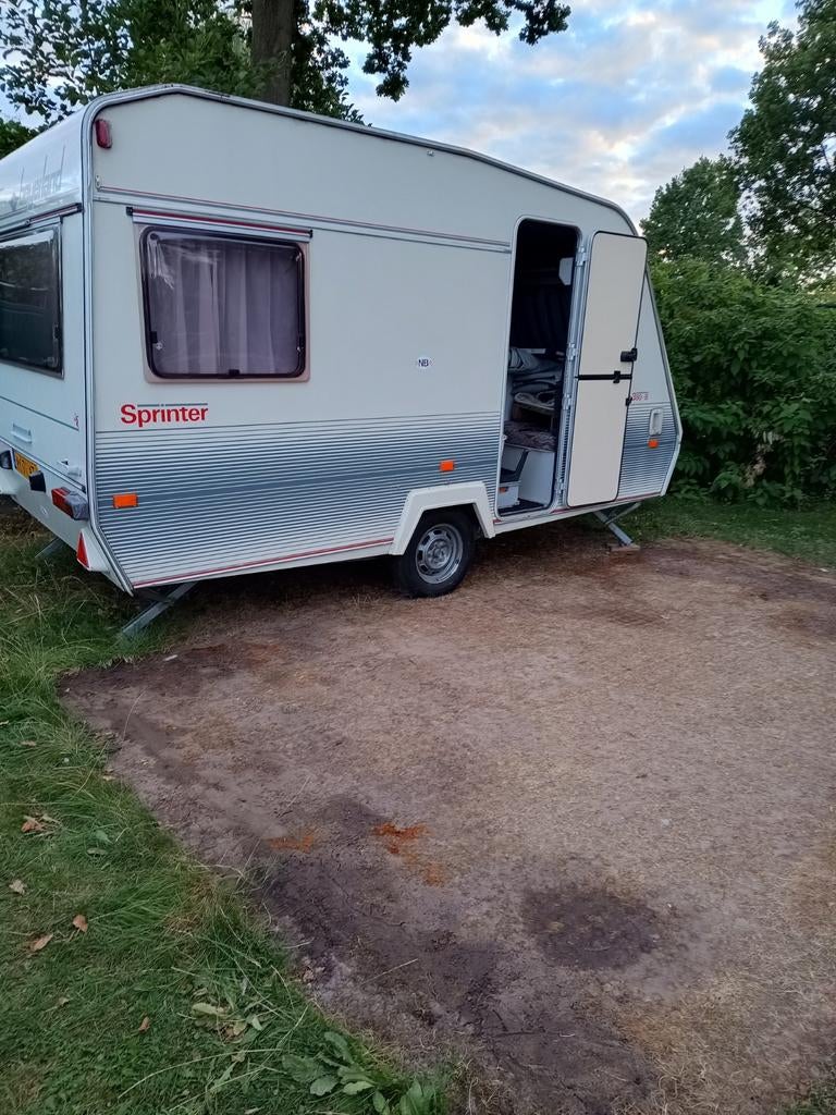Beyerland Sprinter 380 B, met voortent en luifel, Treinzit, Particulier, Tot en met 4, Luifel