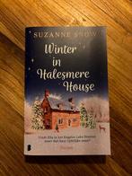 Winter in Halesmere House - Suzanne Snow (Roman), Ophalen of Verzenden, Zo goed als nieuw, Europa overig