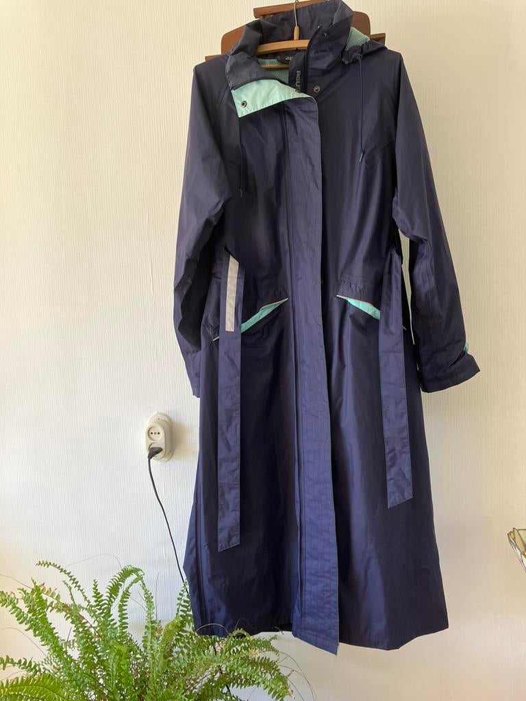 Agu Malaga Long lange donkerblauwe regenjas 42/44 izgs, Ophalen of Verzenden, Zo goed als nieuw, L, Dames