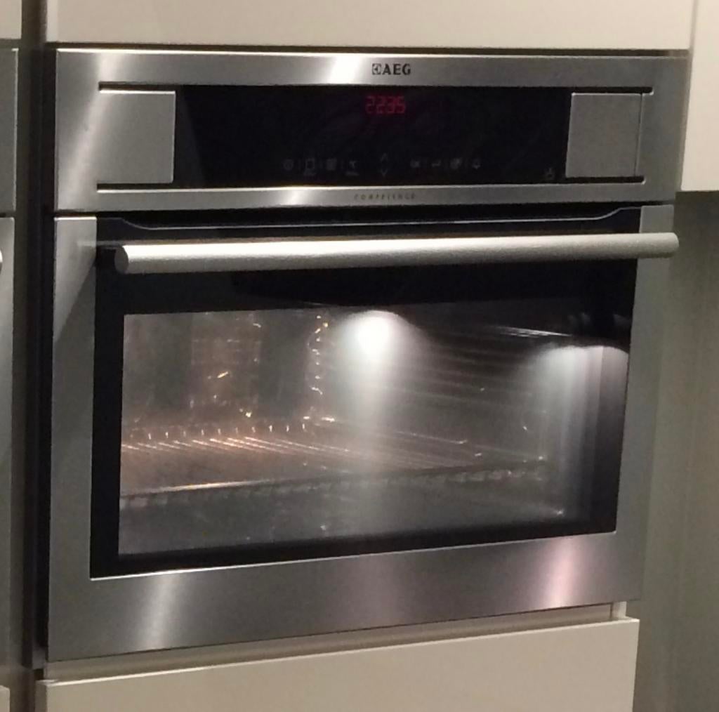 Defecte AEG stoomoven KS8454801M, Witgoed en Apparatuur, Ovens, Stoom, Oven met grill, Inbouw, Niet werkend