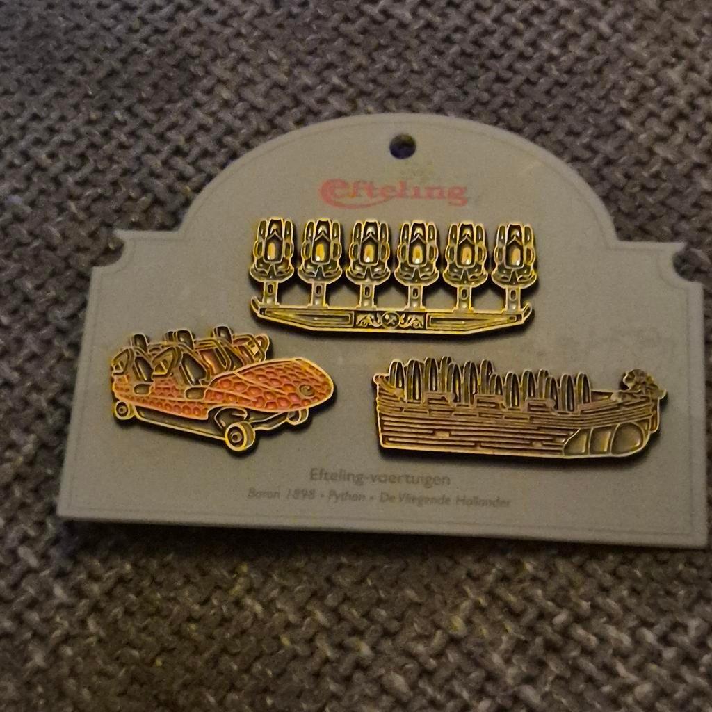 Efteling Voertuigen Pin Set 3, Verzamelen, Efteling, Ophalen of Verzenden, Nieuw, Button of Speldje