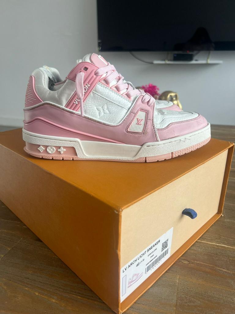 Roze LV Schoenen, Ophalen, Sneakers of Gympen, Roze, Gedragen