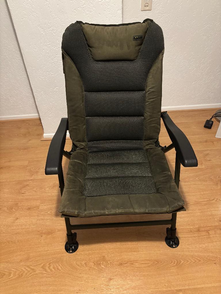 Solar SP recliner chair high, Watersport en Boten, Hengelsport | Karpervissen, Ophalen, Zo goed als nieuw, Overige typen