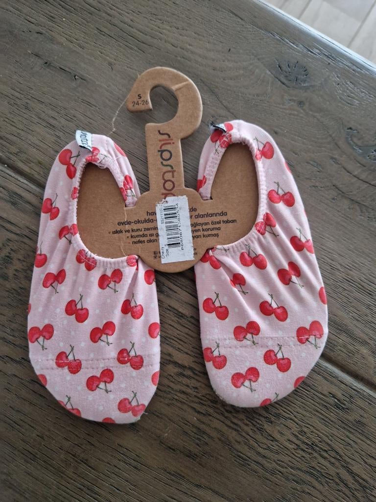 Slipstop waterschoentjes maat 24-26, Ophalen