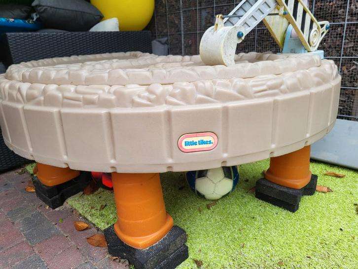 Little Tikes Zand- en Water Speelbak + Zand + Stenen, Kinderen en Baby's, Speelgoed | Buiten | Zandbakken, Ophalen