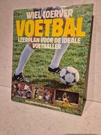 Wiel Coerver / Voetbal - Leerplan voor de ideale voetballer, Ophalen of Verzenden, Zo goed als nieuw, Balsport