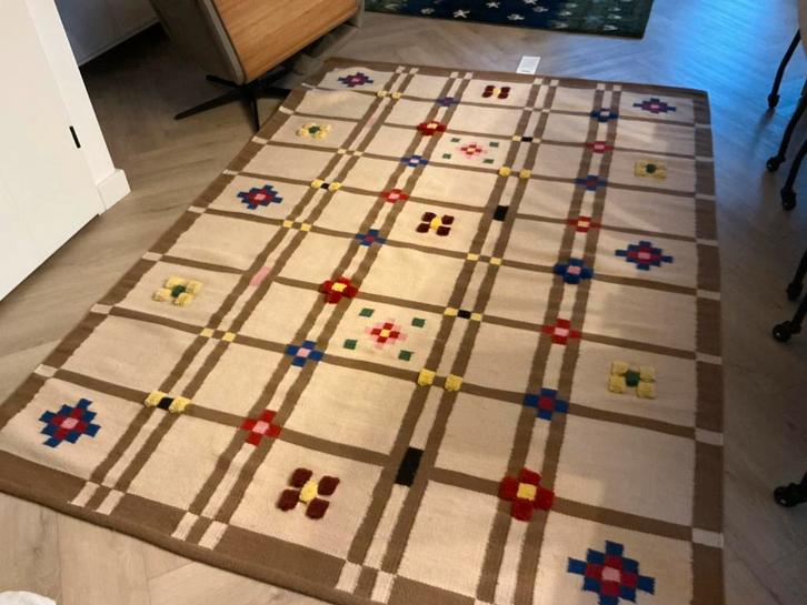 Nog heel mooi IKEA vloerkleed KNYLHAVREN., Huis en Inrichting, Stoffering | Tapijten en Kleden, Zo goed als nieuw, Ophalen