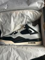 Air Jordan 4 Retro (GS) - Maat 37.5 platinum gold, Ophalen of Verzenden, Nieuw, Grijs, Sneakers of Gympen