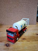Siku Mercedes Actros met cementsilo, Hobby en Vrije tijd, Modelauto's | 1:50, Ophalen of Verzenden, Gebruikt, Bus of Vrachtwagen