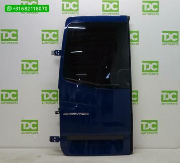 Mercedes Sprinter W906 Achterdeur links met ruit blauw H1 beschikbaar voor biedingen