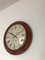 Mooie wandklok engels, Huis en Inrichting, Woonaccessoires | Klokken, Ophalen of Verzenden, Zo goed als nieuw, Wandklok