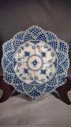 Royal Copenhagen Blue Fluted Small Double Lace Plate 1144, Ophalen of Verzenden