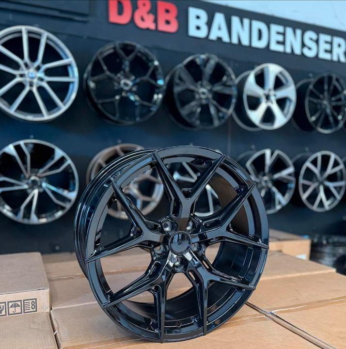 19 inch velgen nieuw 5x112 Past op Audi Vw Seat Skoda Bmw, Auto-onderdelen, Banden en Velgen, Velg(en), Zomerbanden, 19 inch, 235 mm