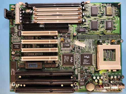 A-Trend ATC-1020+ Socket 7 moederbord, Computers en Software, Vintage Computers, Ophalen