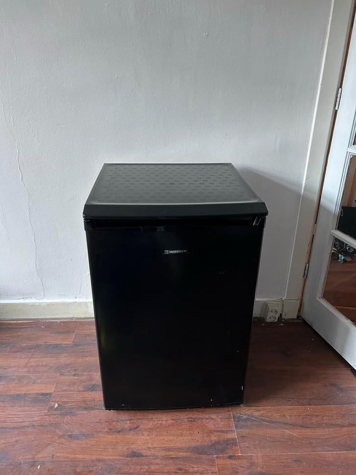 Wisberg tafelmodel koelkast - jaar gebruikt!, Witgoed en Apparatuur, Koelkasten en IJskasten, Zo goed als nieuw, Met vriesvak