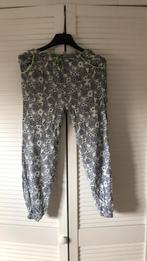 Leuk Chipie broekje met elastische taille voor 11-12 jaar, Verzenden, Zo goed als nieuw, Meisje, Broek