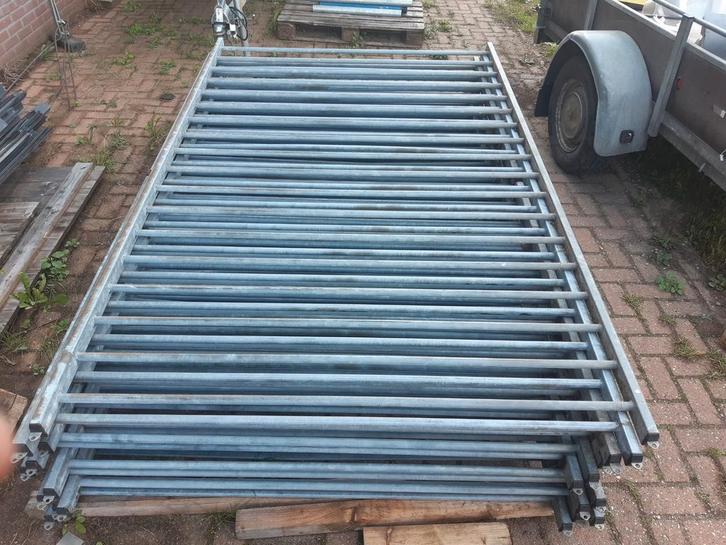 Hekwerk - 11 stuks, Doe-het-zelf en Verbouw, IJzerwaren en Bevestigingsmiddelen, Ophalen