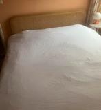 Bed rotan hoofdbord (Madara) 160x200, Huis en Inrichting, Slaapkamer | Bedden, Ophalen, Bruin, Tweepersoons, Zo goed als nieuw