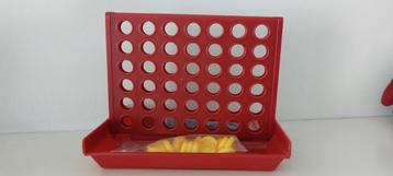 Reiseditie 4 op een rij. beschikbaar voor biedingen