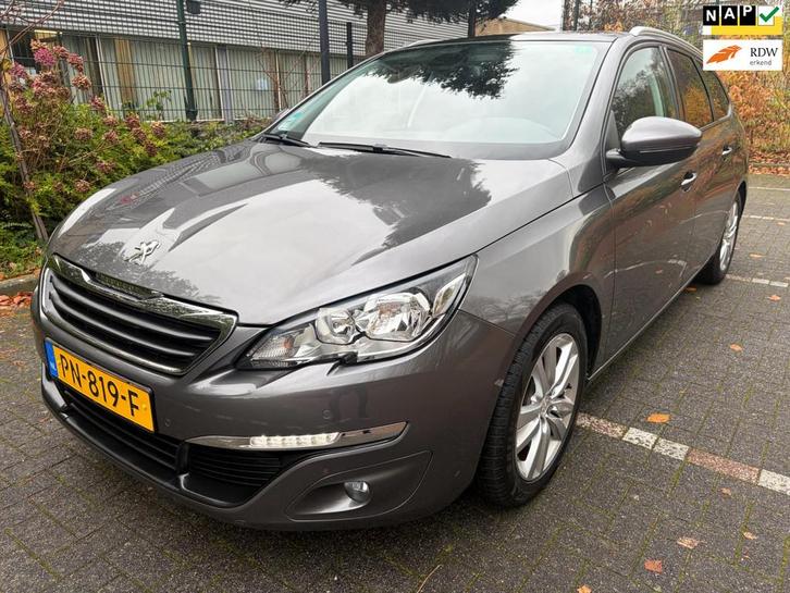 Peugeot 308 SW 1.2 PureTech Blue Lion / Pano'dak / Trekhaak, Auto's, Peugeot, Bedrijf, Te koop, ABS, Airbags, Airconditioning