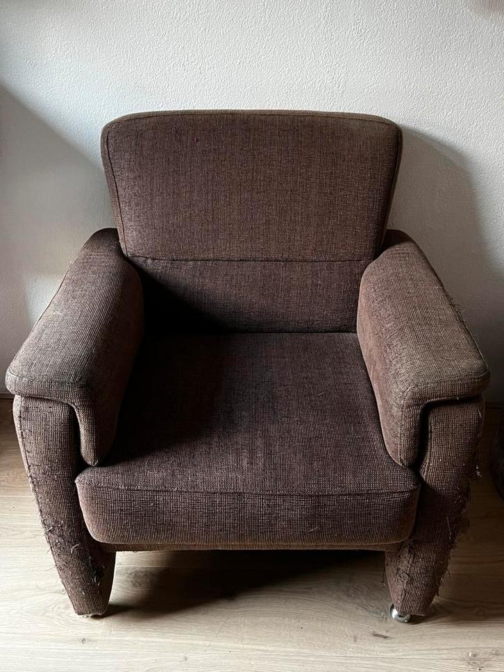 Fauteuil met gebruikssporen (gratis af te halen), Huis en Inrichting, Fauteuils, Gebruikt, 75 tot 100 cm, Ophalen