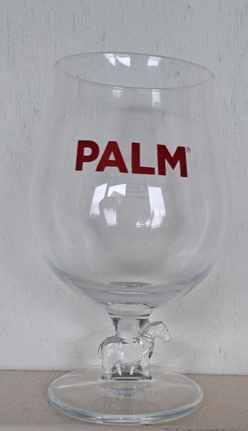 Palm Bier Glas op voet met paard in de voet